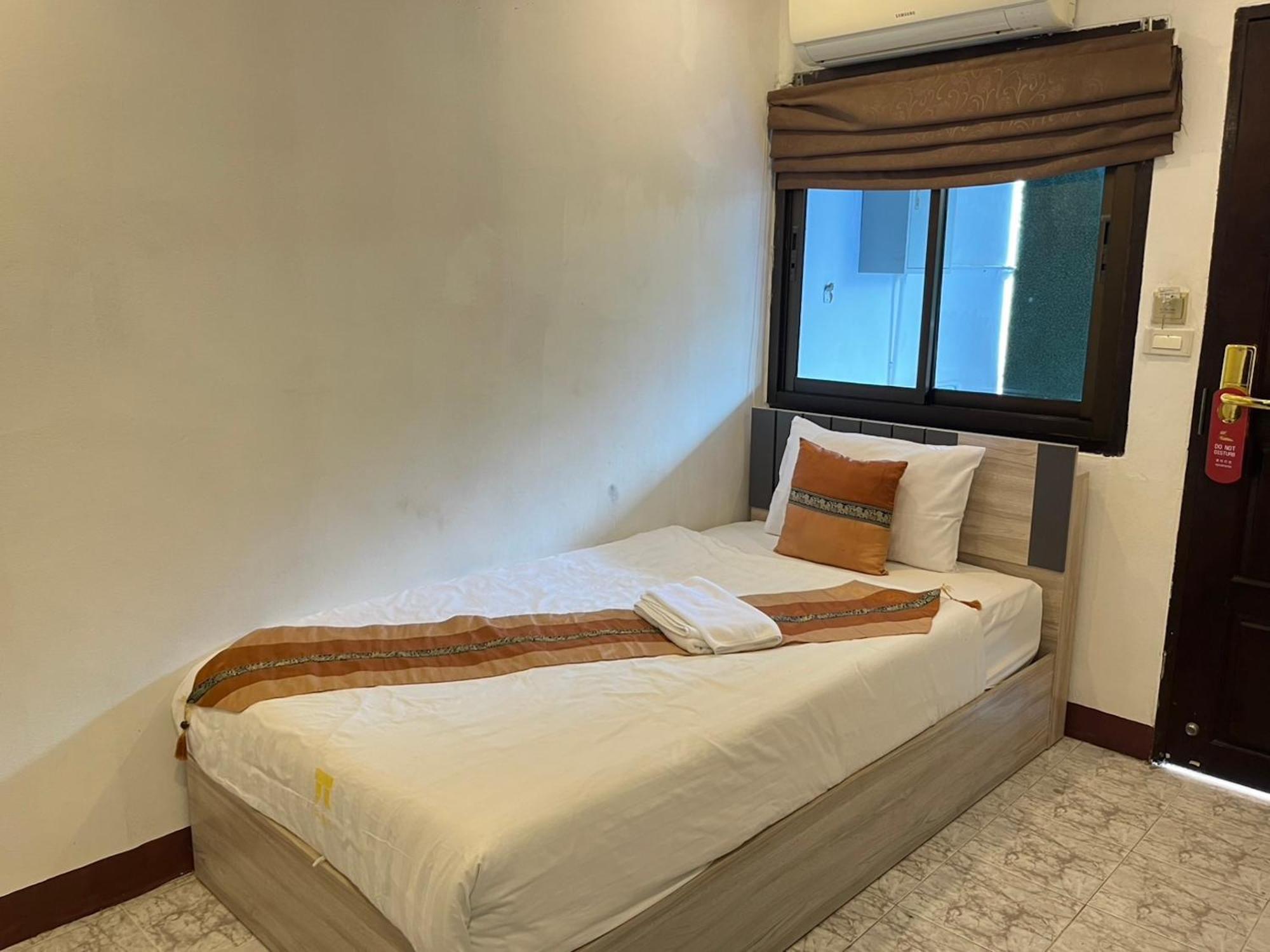 Pai Residence Hotel Chiang Mai Exterior photo